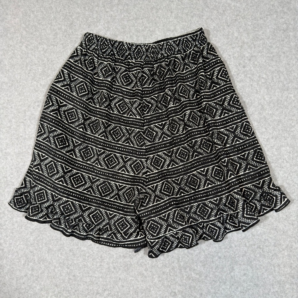 NWT LuLaRoe Jude Shorts XS Black White Geometric Tribal Print Ruffle Hem Boho - Picture 7 of 8